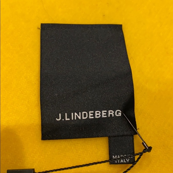 J.lindeberg wool scarf - Picture 4 of 5